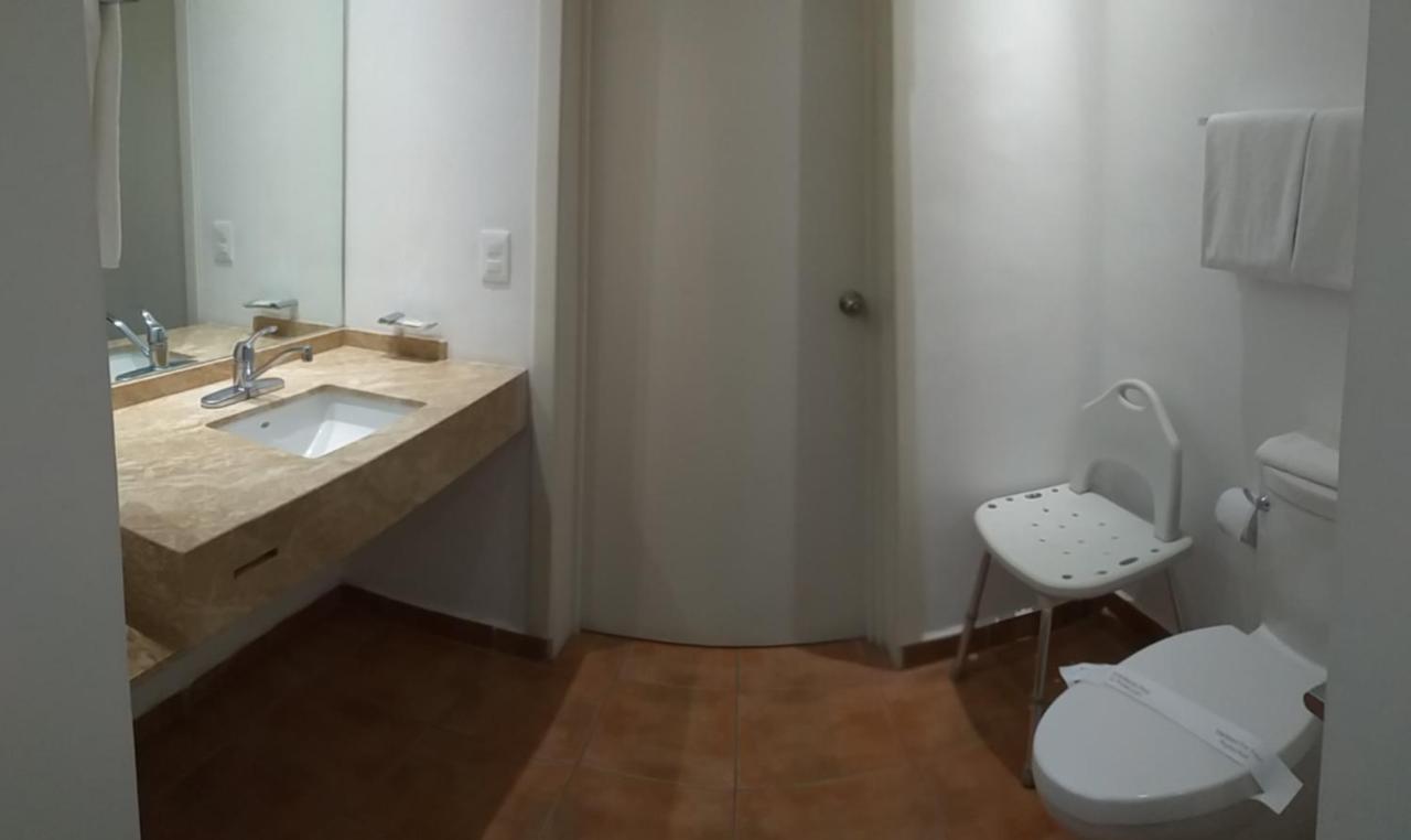 Best Western Saltillo Luaran gambar